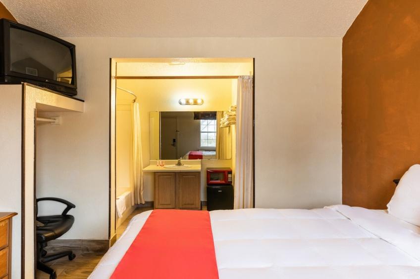 Queen Bed - foto 15