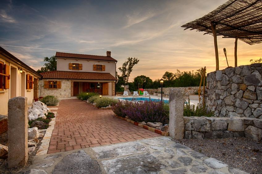 in Kras mit privatem Parkplatz - foto 31