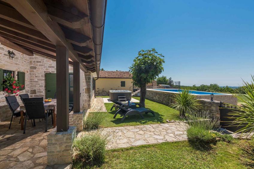Villa met zwembad en whirlpool - BF-6NPDX - foto 32