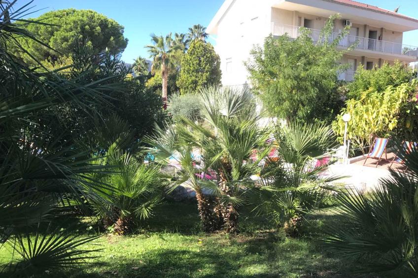 Vakantiewoning met internet, airconditioning, balkon en zwembad - VW-RF48P - foto 22
