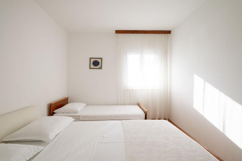 Three-Bedroom House - foto 9