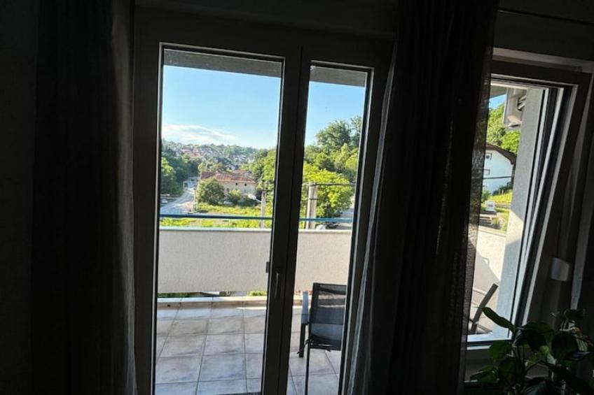 Modern & Charming - Free Private Parking - One Bedroom Apartment - foto 2