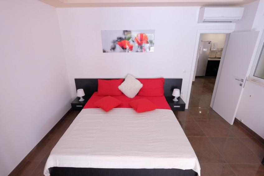 Newly built (2018), fully detached holiday villa with a private swimming pool - foto 27