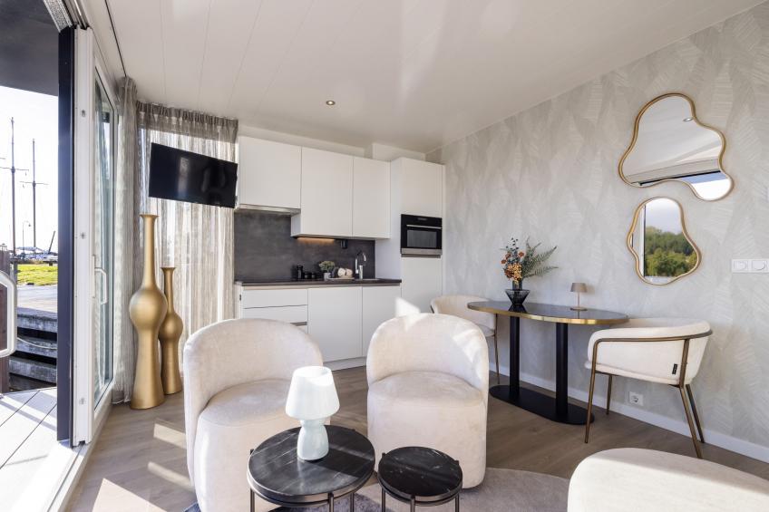 Houseboats Lemmer | Luxury stay on the water in Friesland - foto 6