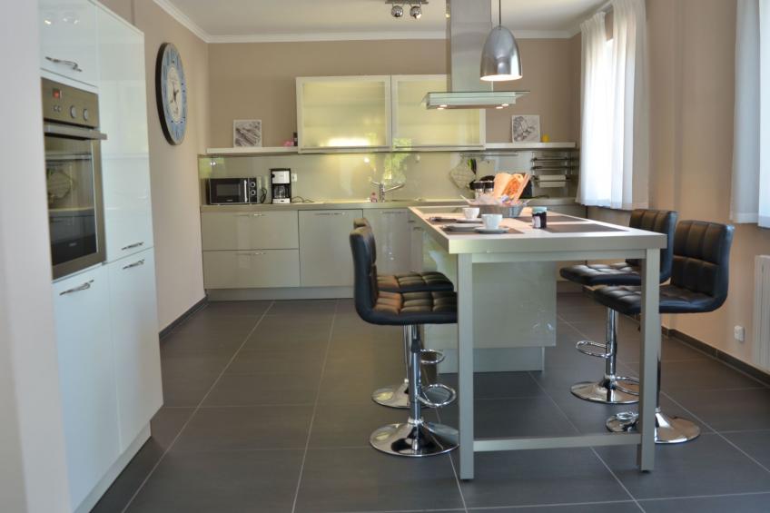 mit Terrasse und Parkplatz - foto 5