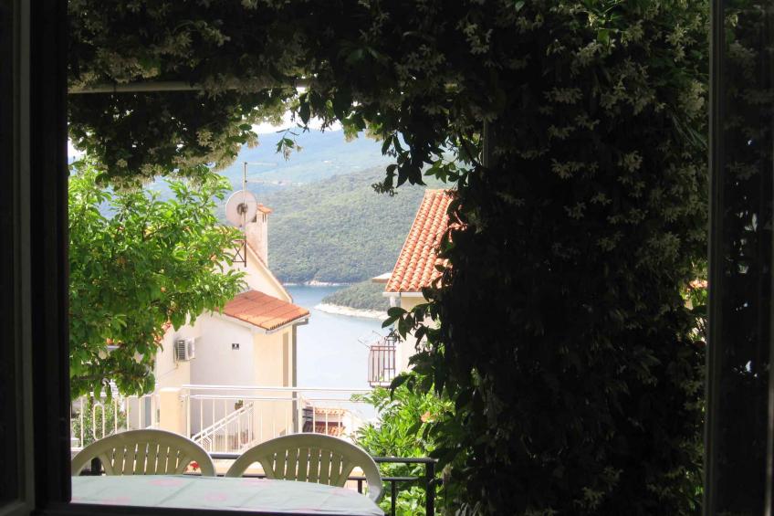 Vakantiewoning met terras en zeezicht - VW-G8Y4 - foto 7