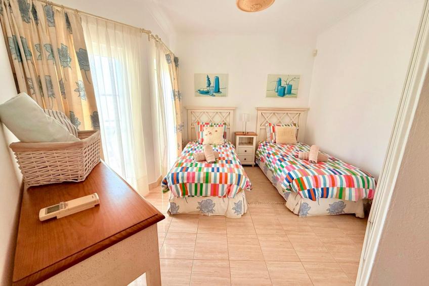 mit beheiztem Pool - foto 12