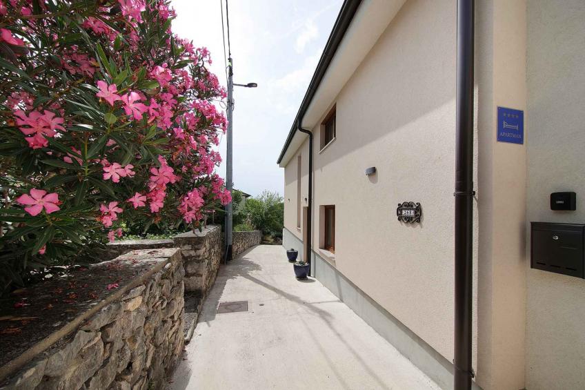 Holiday apartment mit Terrasse - BF-XFBF - foto 2