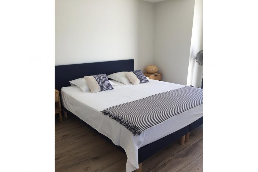 Belle maison avec piscine à débordement chauffée - foto 21