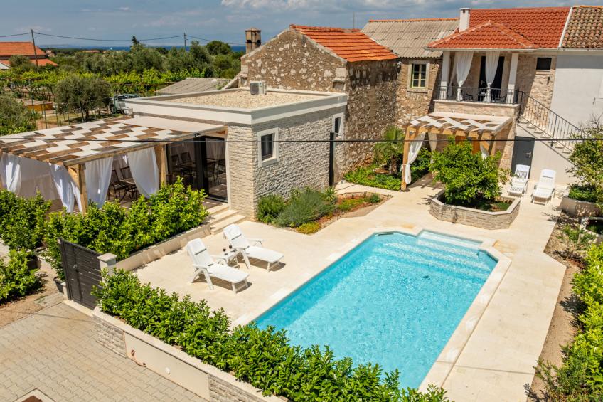 Apartment Varos 2+1 with shared pool - foto 3