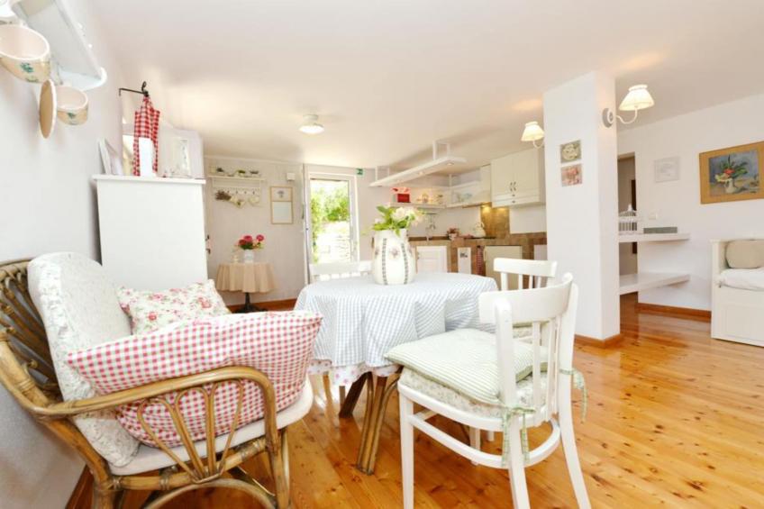 One-Bedroom Apartment (Lovor) - foto 5