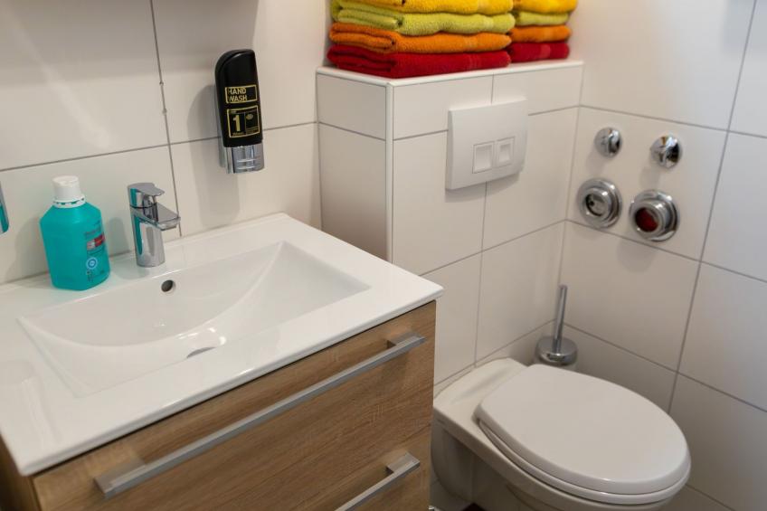 mit Balkon und zwei Schlafzimmern - foto 10