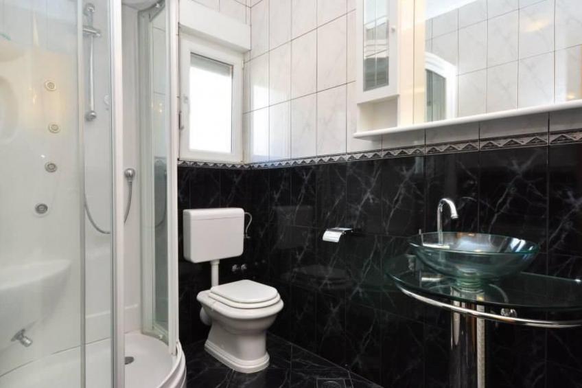 "Red" mit Blick auf das Wasser - foto 29