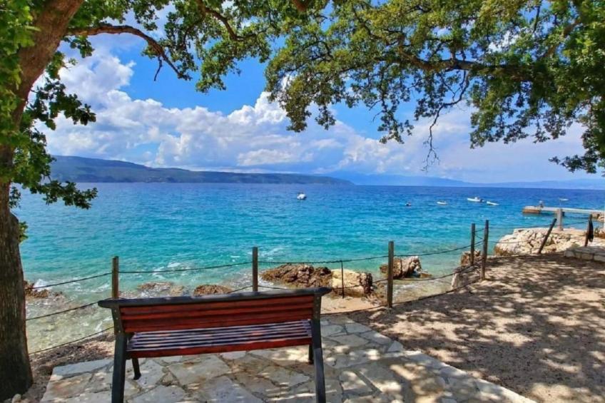 Villa Kamenica  im mediterranen Stil mit Innen- und Außenpool - foto 17