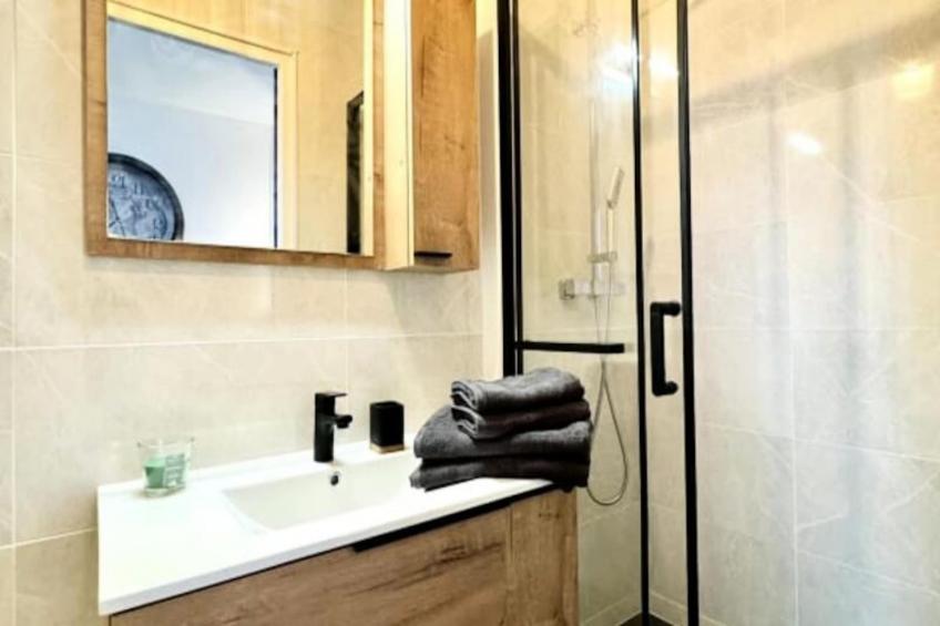 Résidence Le Grand Port - T2 Avec Parking - foto 7