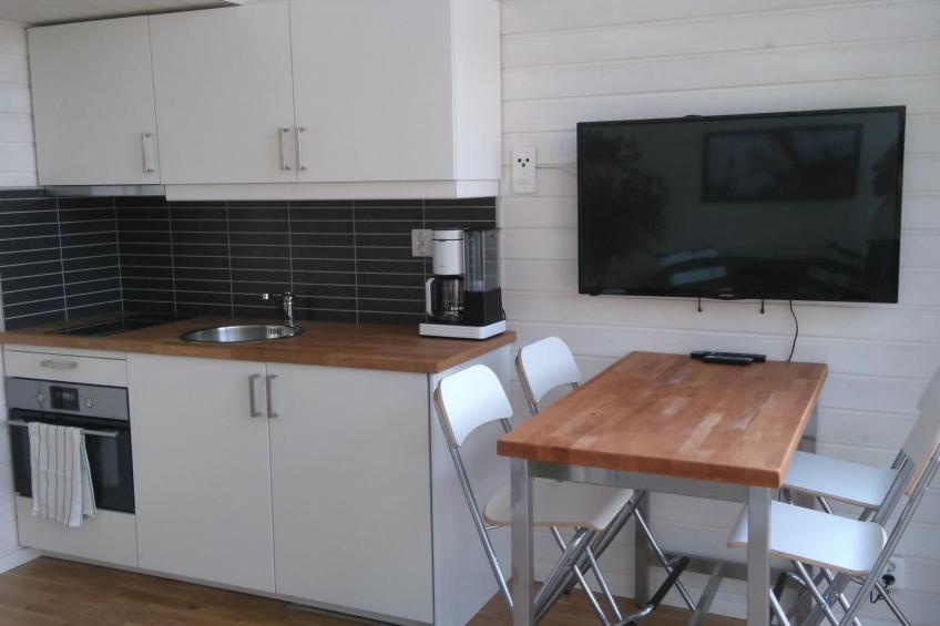 Holzhaus mit Terrasse, direkt an einer Bucht - foto 7