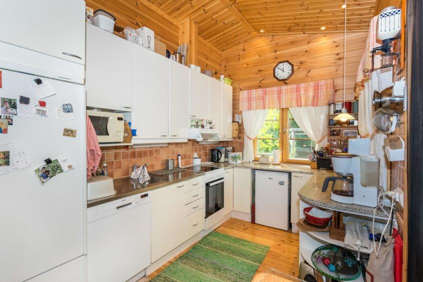 Metsä-iivari - foto 11