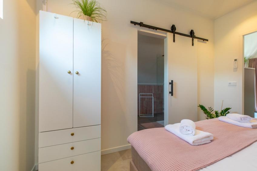 Appartement 'Bed by Al' - Hoofdstraat 16 a | Kortgene - foto 14