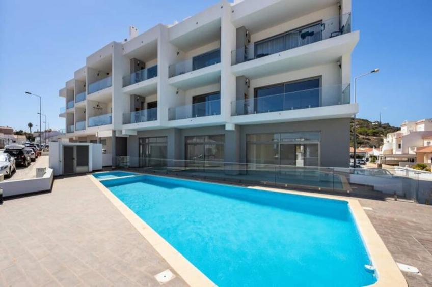 The Kuuyi Suite - Burgau