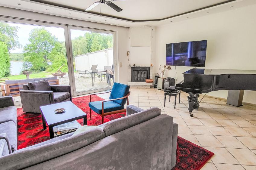 Terrassenwohnung am See