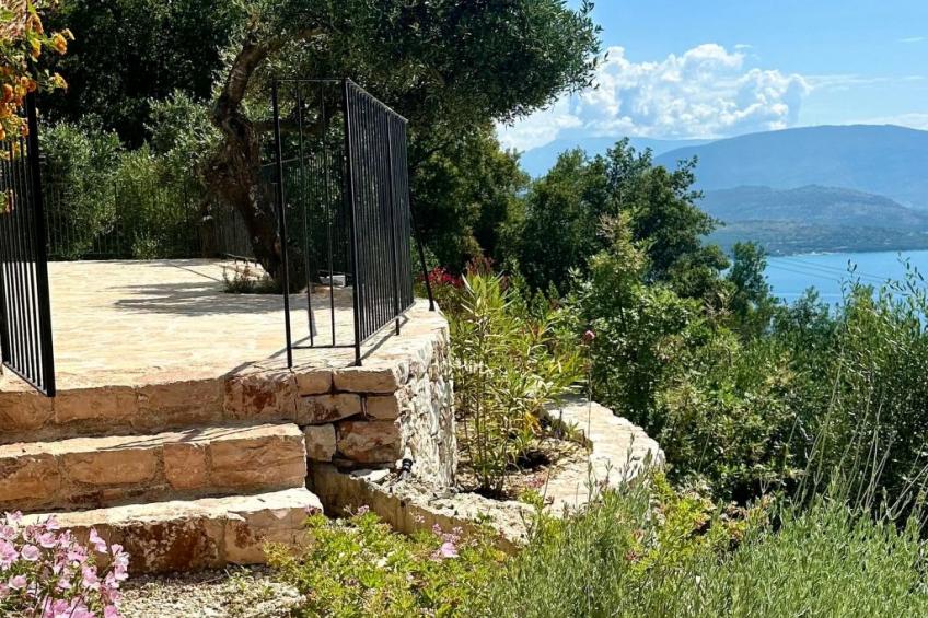 Prächtige Villa in spektakulärer Lage - foto 8