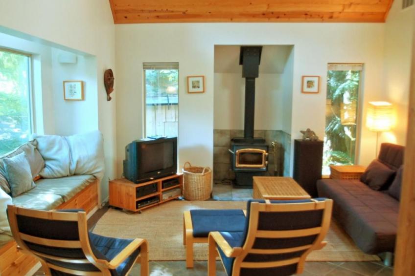 Hütte am Fluss mit Sauna, Whirlpool, Haustiere OK - foto 3