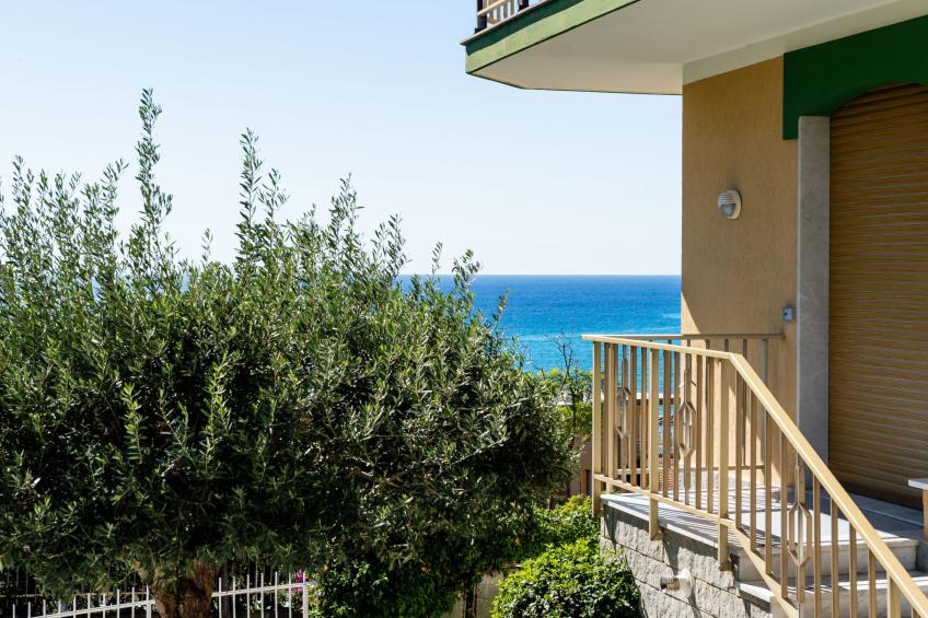 in the Garden - foto 19