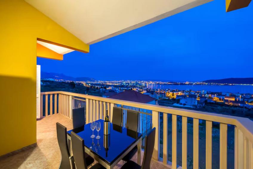 Villa Ana with Outdoor Pool, Sauna and Hot-Tub - Six Bedroom Villa with Outdoor Pool, Sauna and Hot-Tub - foto 30